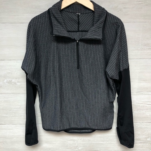 | Vimmia | Antar Zip-Front Pullover. Size M. - Picture 2 of 5